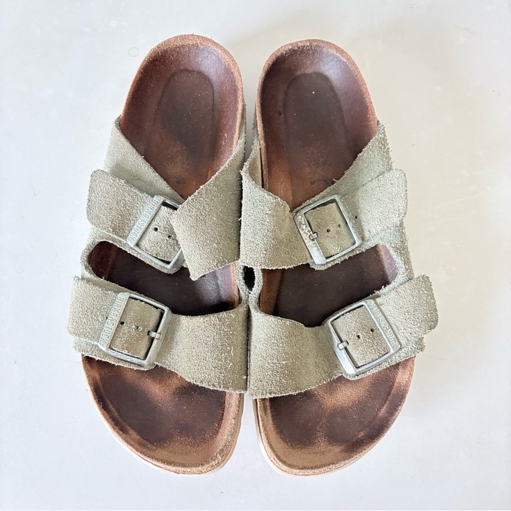 Birkenstock Slip-on Sandals Green Two Strap Woman’s 39 US Size 8 / 8.5